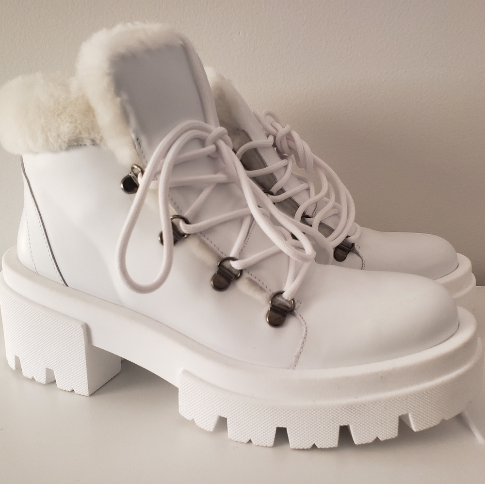 Women's Leather Equitare Joyce Boots Size 7.5
